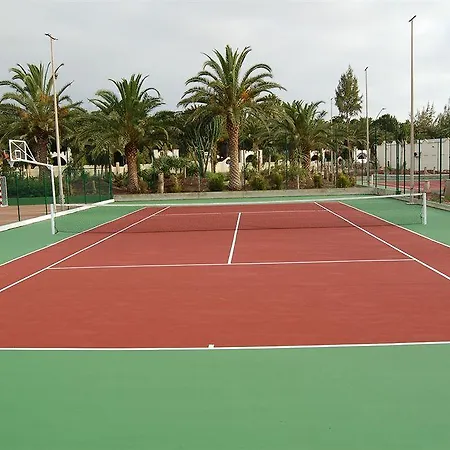 Sbh Monica فندق 4*