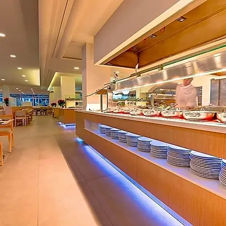 Sbh Monica Hotel 4*